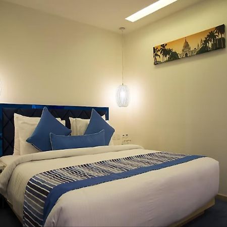 พาร์ซานา บูทิก โฮเต็ล Hotel โกลกาตา ภายนอก รูปภาพ