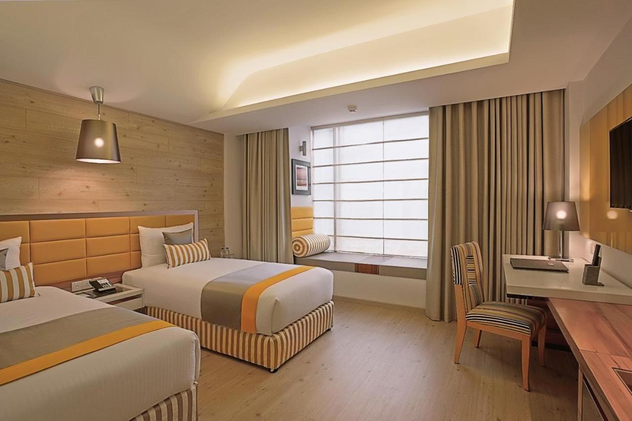 พาร์ซานา บูทิก โฮเต็ล Hotel โกลกาตา ภายนอก รูปภาพ